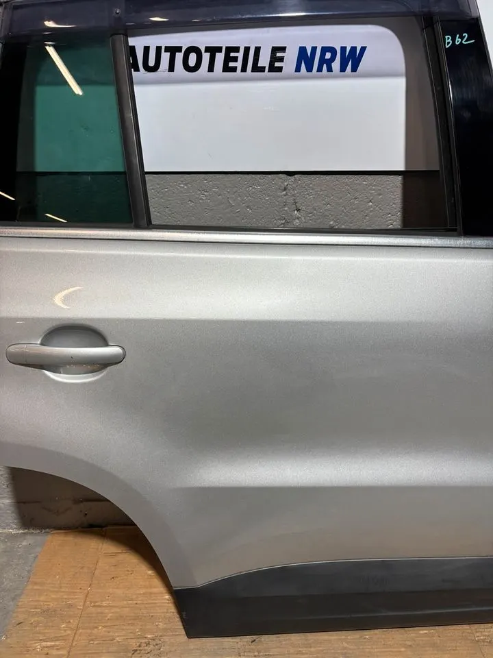 VW Tiguan 5N Tür Hinten Rechts Komplett LA7W – Bild 6