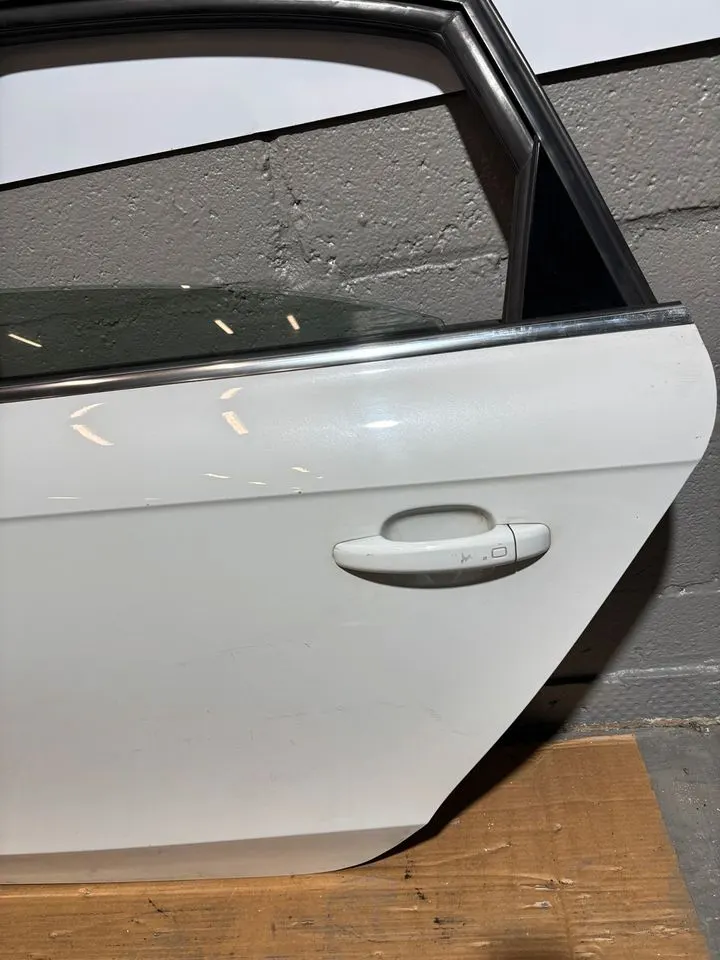 Audi A4 B8 8K Limousine Tür Hinten Links Komplett LS9R – Bild 7