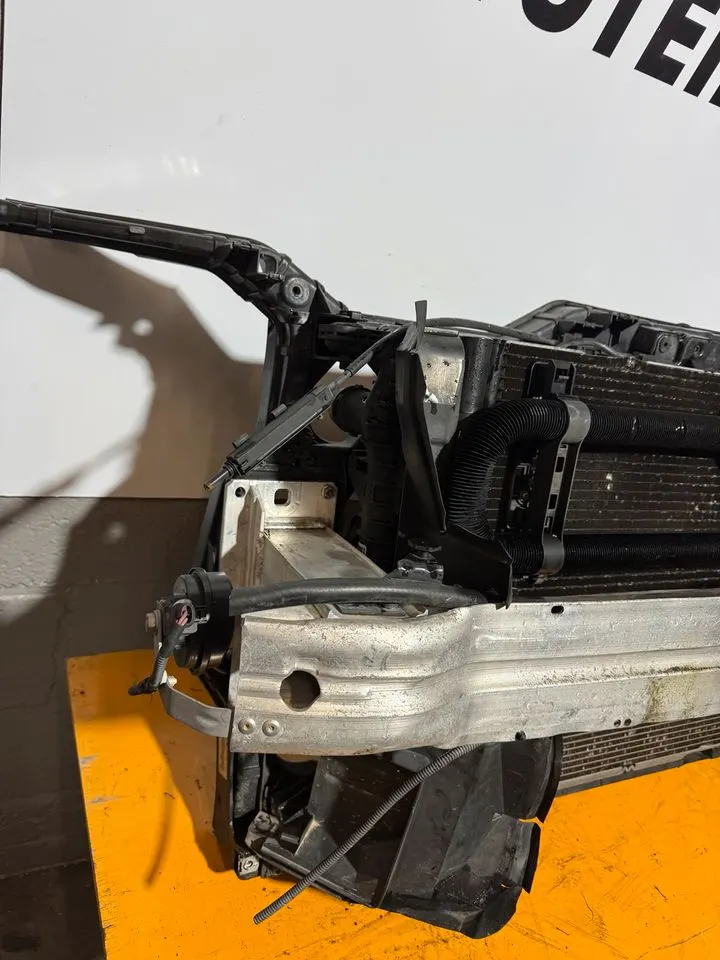 Audi S5 A5 8T 4.2 FSI Schlossträger Frontmaske Kühlerpaket Vorne – Bild 5