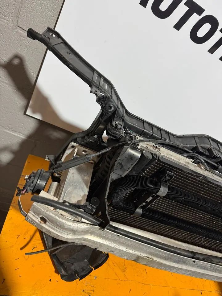 Audi S5 A5 8T 4.2 FSI Schlossträger Frontmaske Kühlerpaket Vorne – Bild 6