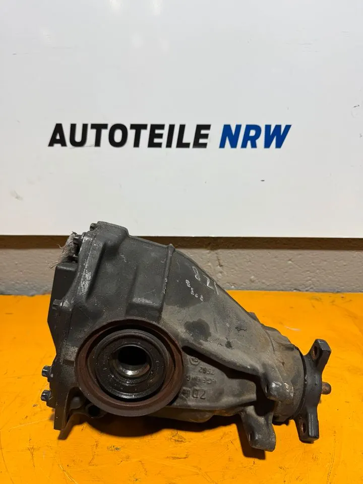 Mercedes SL R230 3.27 Differential Achse Hinten A2303502414 – Bild 1