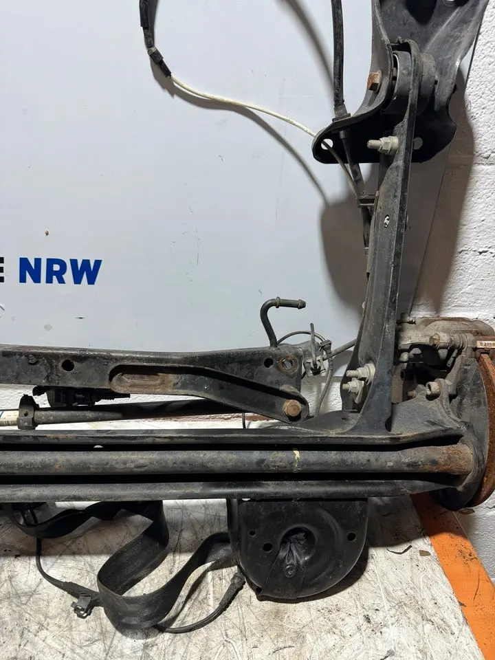 VW Beetle 5C Hinterachse Achse Träger Hinten Komplett – Bild 8