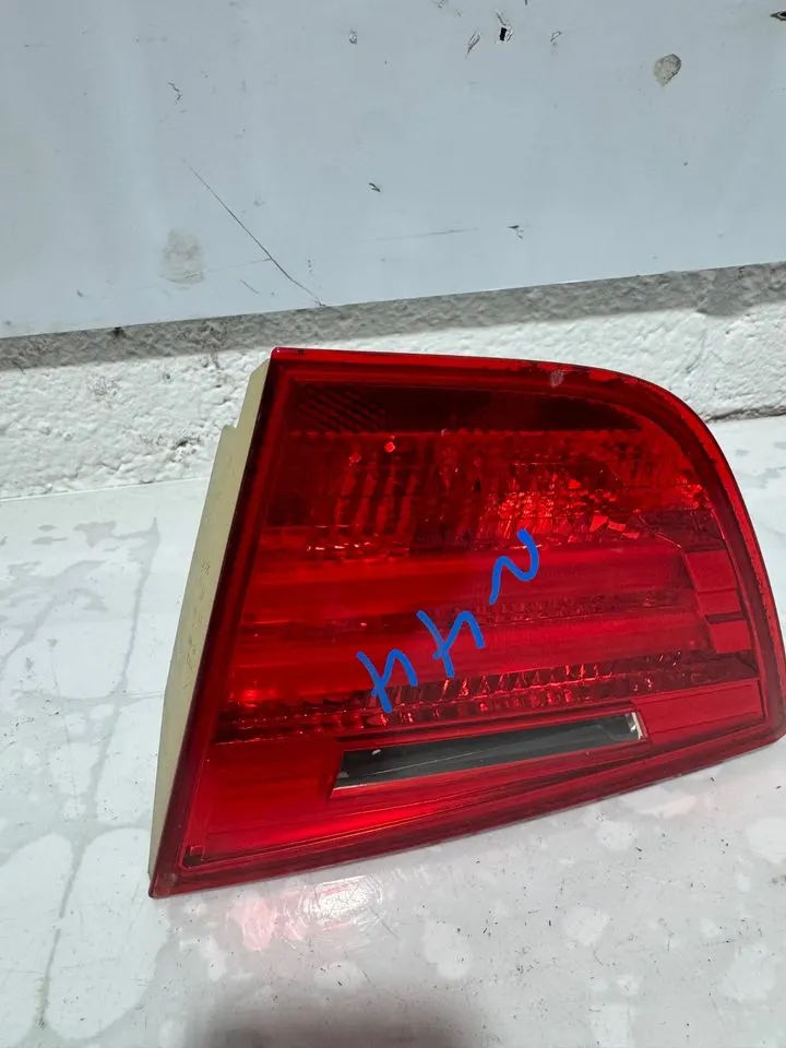 BMW 3er E91 LCI Facelift Heckleuchte Rückleuchte Leuchte Hinten – Bild 6