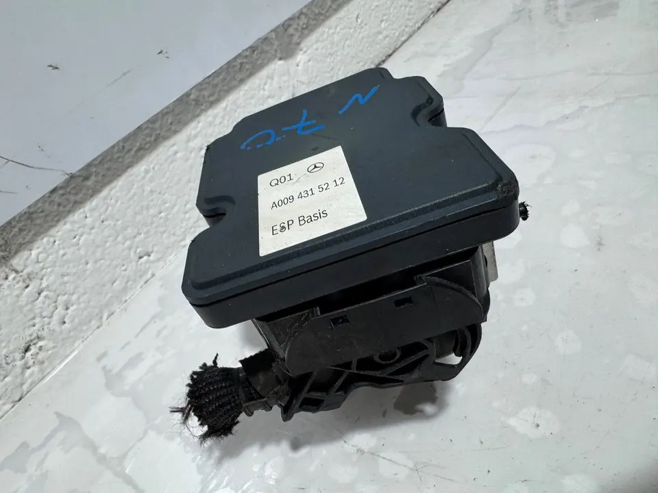Mercedes A-Klasse W176 ABS Steuergerät Hydraulikblock A0094315212 – Bild 3