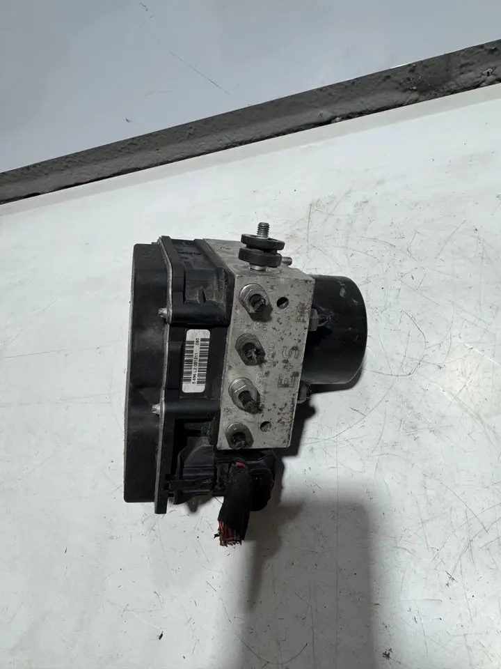 Audi A1 8X ABS ESP Steuergerät Hydraulikblock 6R0907379BB – Bild 7