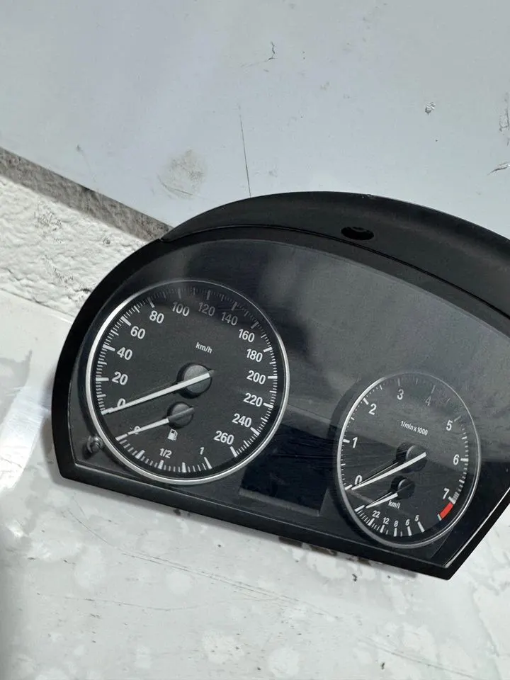 BMW 3er E90 E91 LCI Tacho Tachometer Kombiinstrument 9187342 – Bild 3