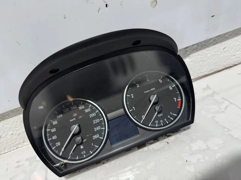BMW 3er E90 E91 LCI Tacho Tachometer Kombiinstrument 9187342 – Bild 5