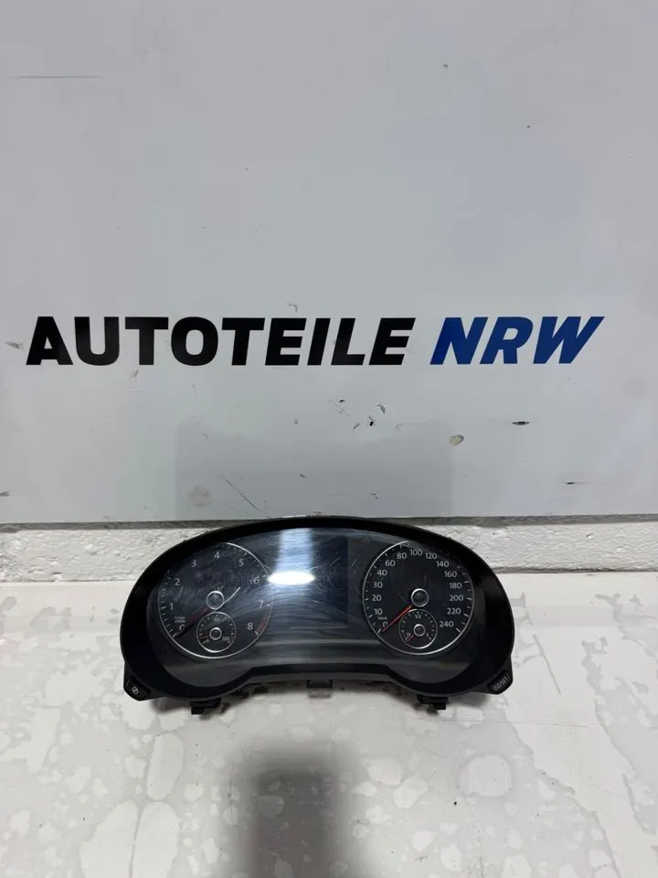 VW Sharan 7N Tacho Tachometer Kombiinstrument 7N0920860D – Bild 2