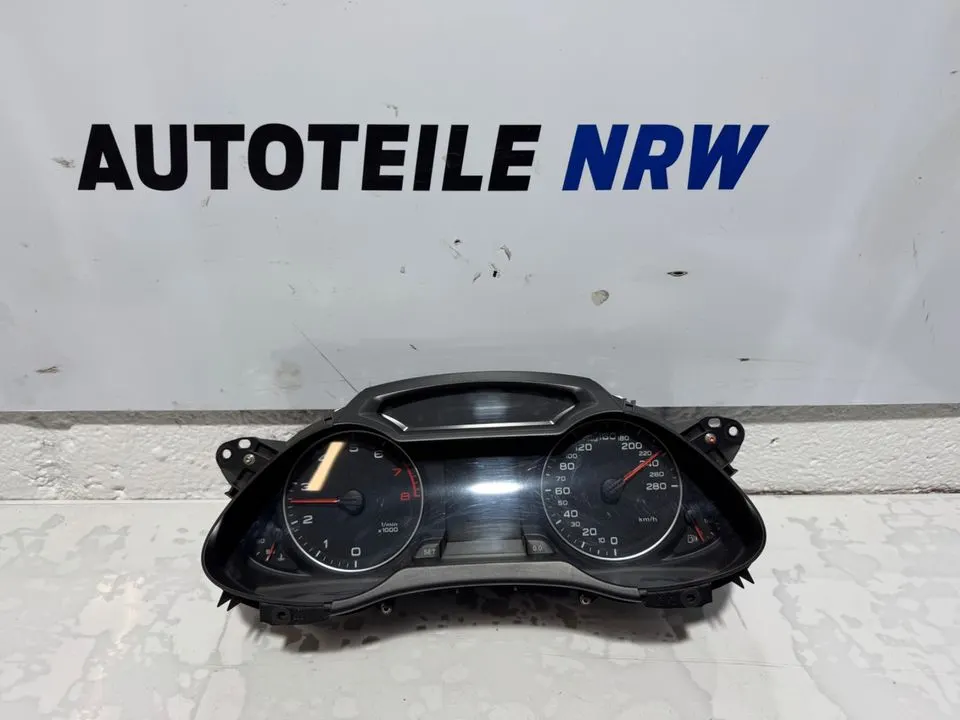 Audi A4 B8 8K Tacho Tachometer Kombiinstrument 8K0920930M – Bild 1