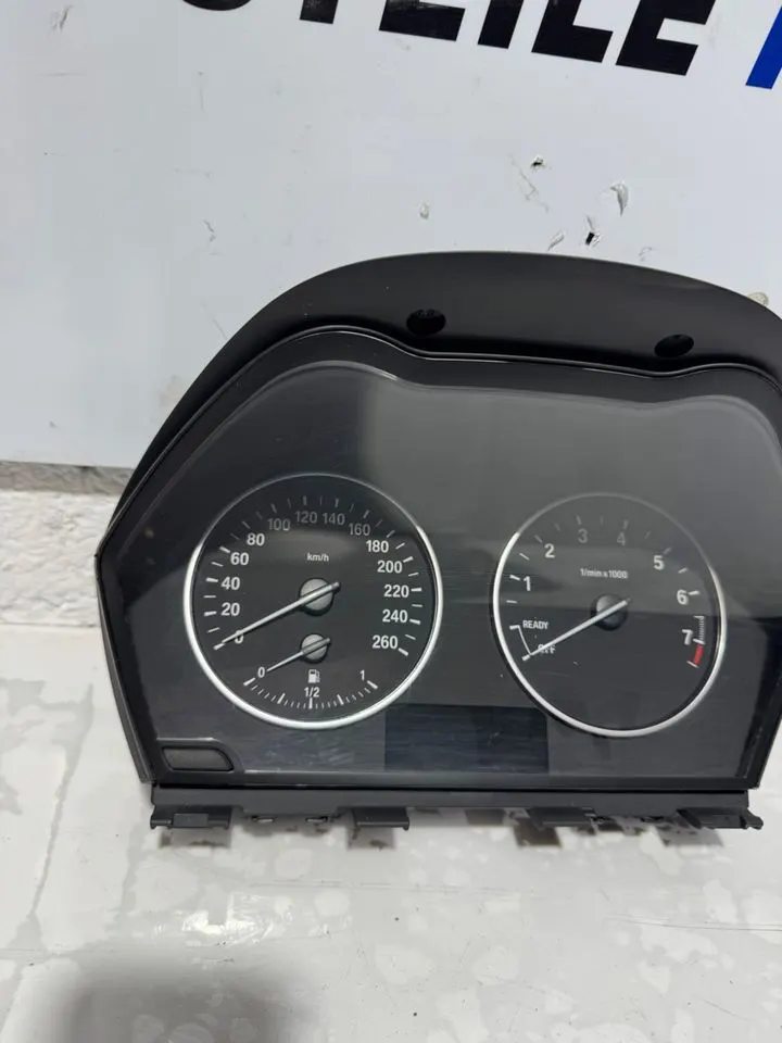 BMW 1er F20 F21 Tacho Tachometer Kombiinstrument 9232891 – Bild 4