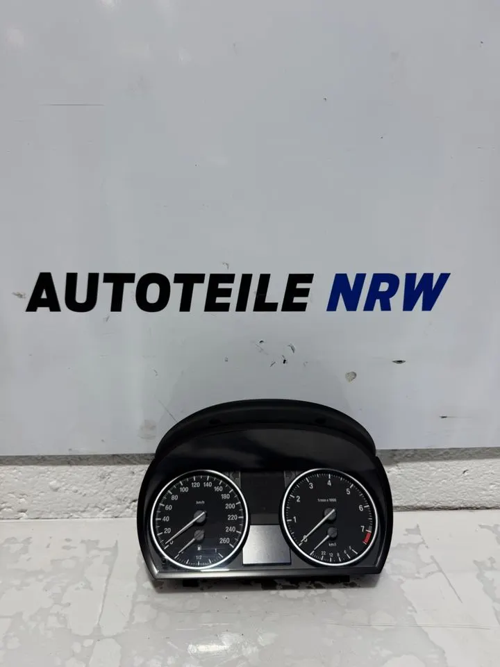 BMW 3er E90 E91 LCI Tacho Tachometer Kombiinstrument 9242344 – Bild 1