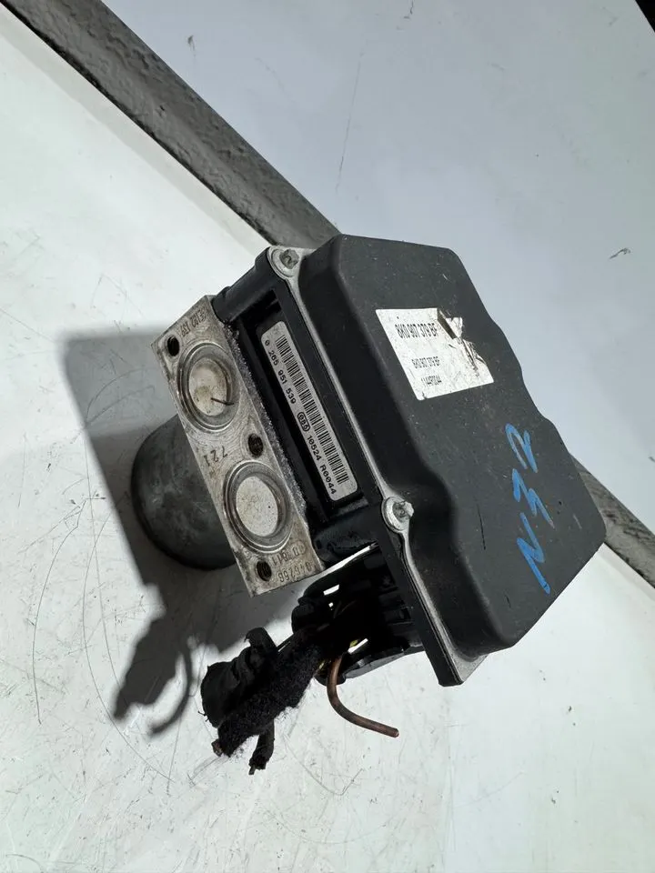 Audi A4 B8 8K ESP Steuergerät Hydraulikblock 8K0907379BF – Bild 3