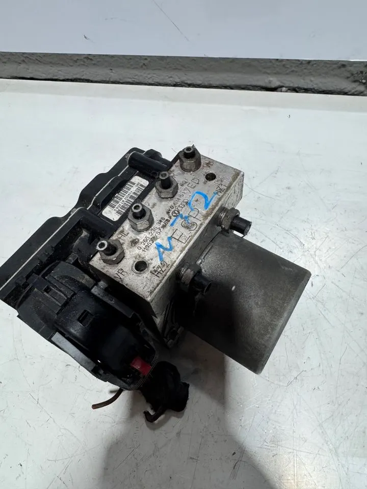 Audi A4 B8 8K ESP Steuergerät Hydraulikblock 8K0907379BF – Bild 7