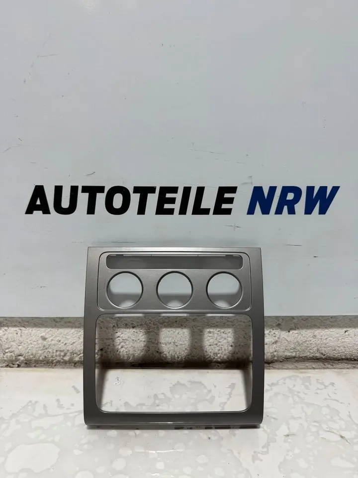 VW Touran Verkleidung Blende Rahmen Mittelverkleidung 1T0858071L – Bild 1
