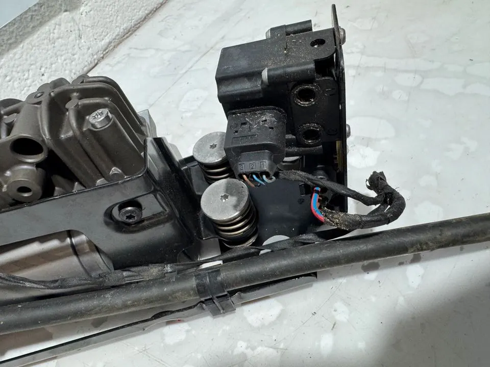 BMW 5er F11 Luftkompressor Luftversorgungsanlage 6789450 6875176 – Bild 8