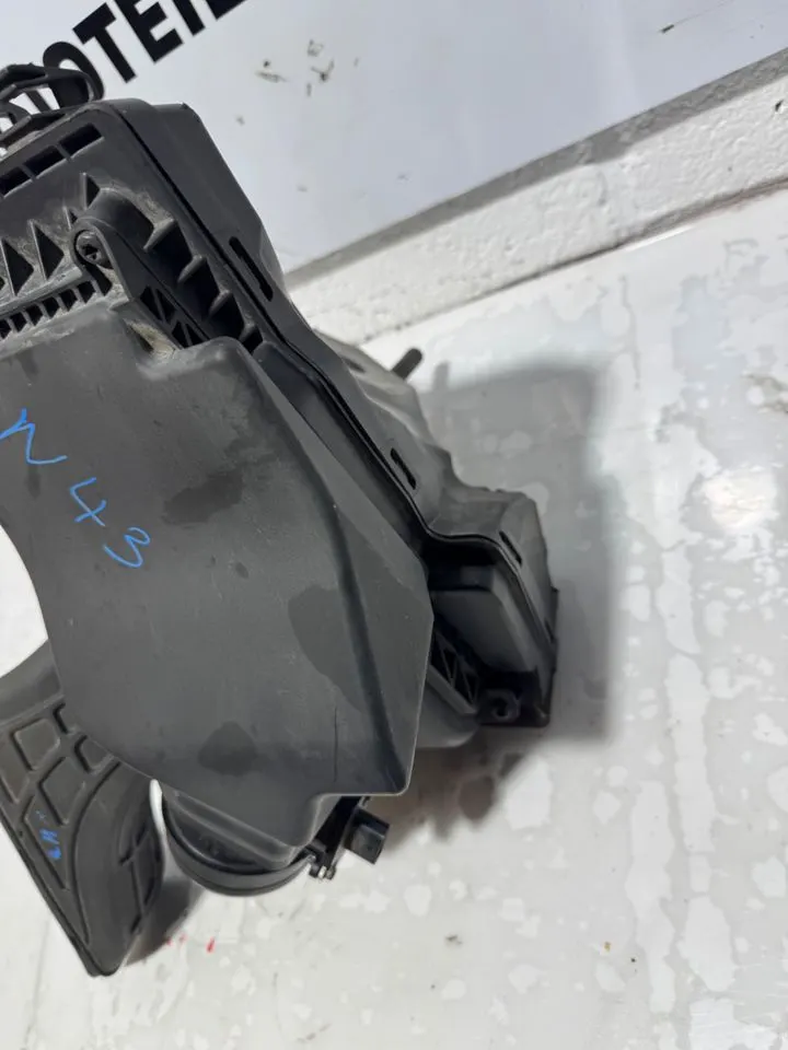 Audi A4 B8 A5 8T Luftfilter Luftfilterkasten Gehäuse 8K0133835BK – Bild 5
