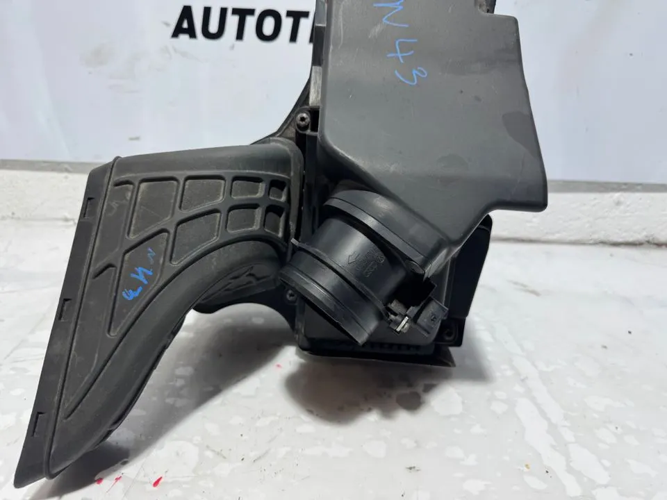 Audi A4 B8 A5 8T Luftfilter Luftfilterkasten Gehäuse 8K0133835BK – Bild 6