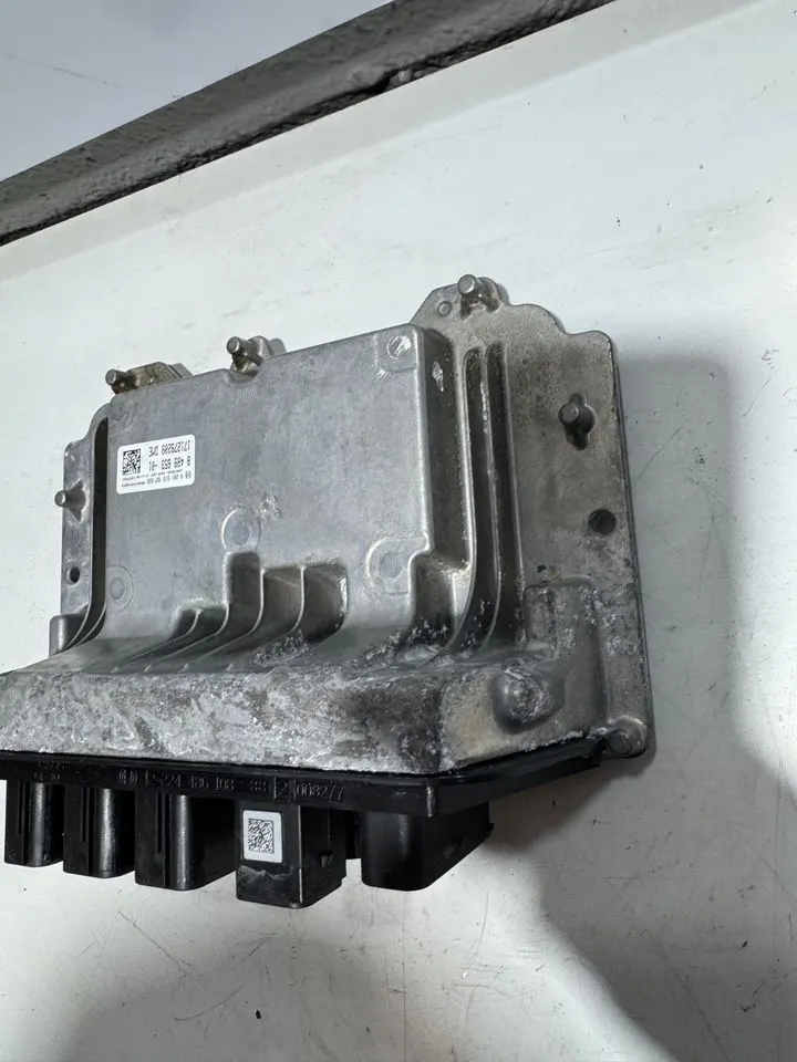 BMW X1 F48 F49 Steuergerät Motorsteuergerät DME ECU 8489653 – Bild 4