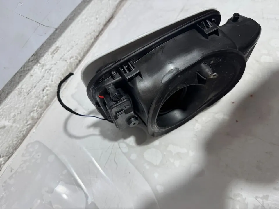 Audi A6 4G S6 C7 Tankklappe Tankdeckel Deckel 4G0809906 LS9R – Bild 7