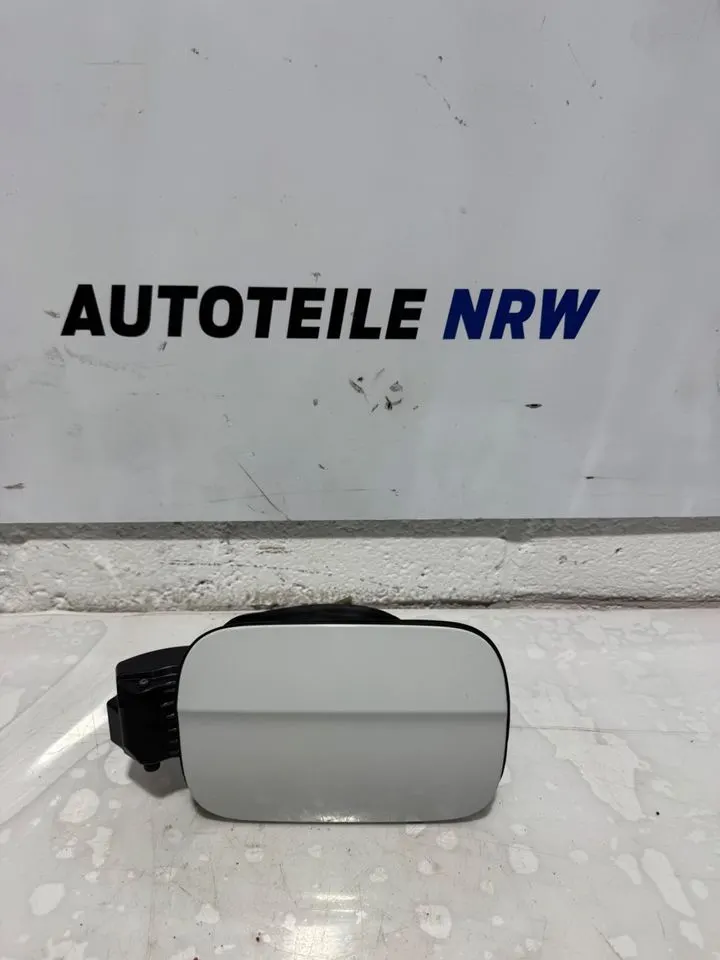 Audi A5 S5 8T Coupe Tankklappe Tankdeckel Deckel 8T8809906 LS9R – Bild 1
