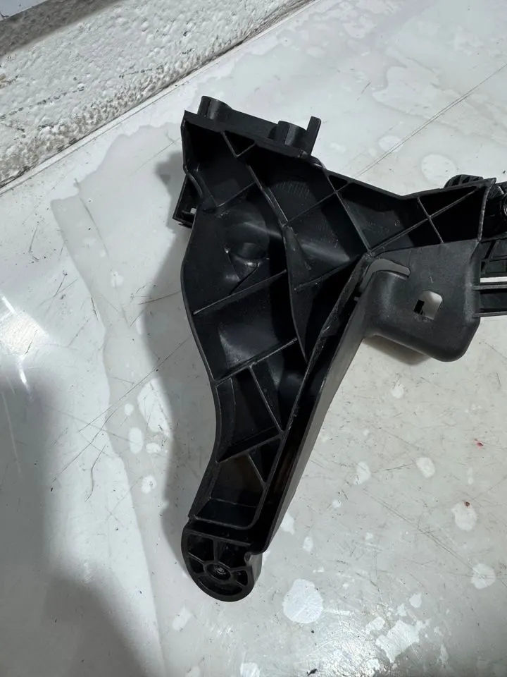 Mercedes SLK R171 Halterung Trennwand A1719630214 A1719630114 – Bild 6