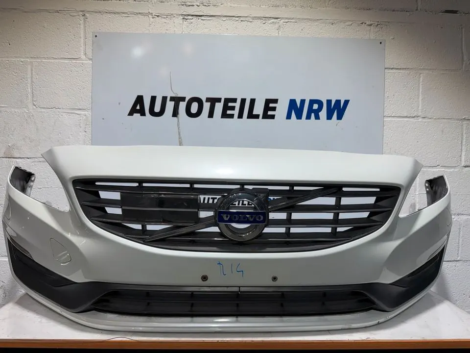 Volvo V60 Facelift Frontschürze Stoßfänger Stoßstange Vorne 707 – Bild 1