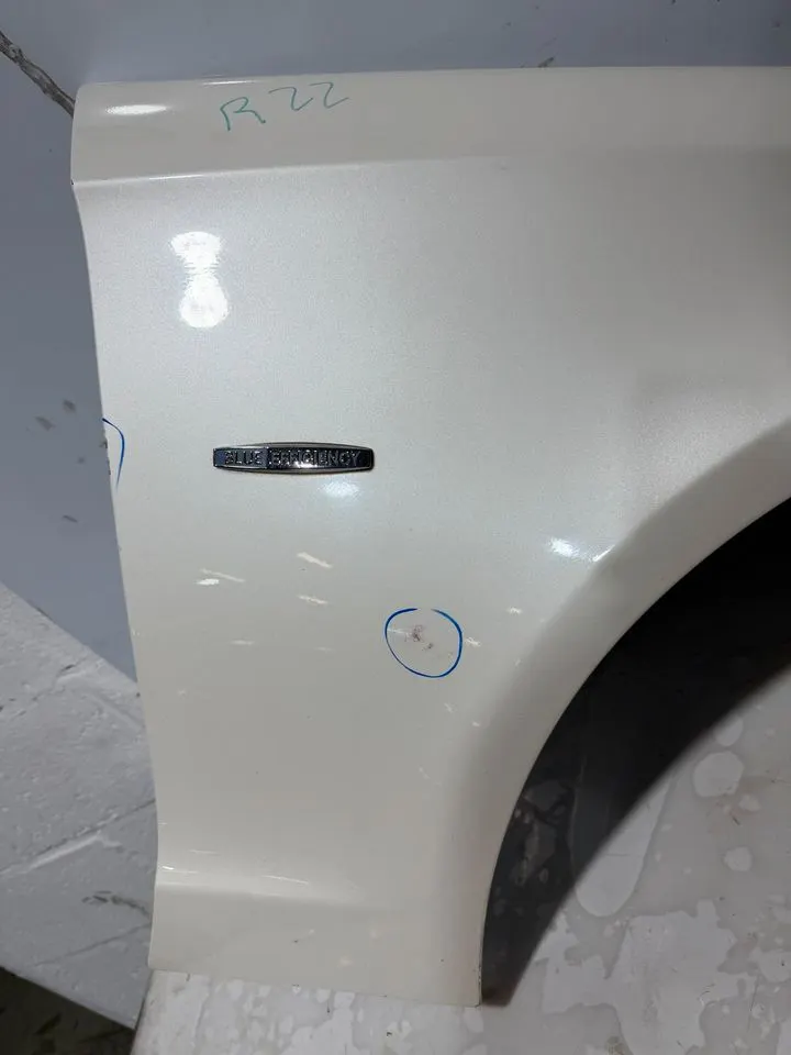 Mercedes CLS W218 C218 Kotflügel Vorne Rechts 799 – Bild 3