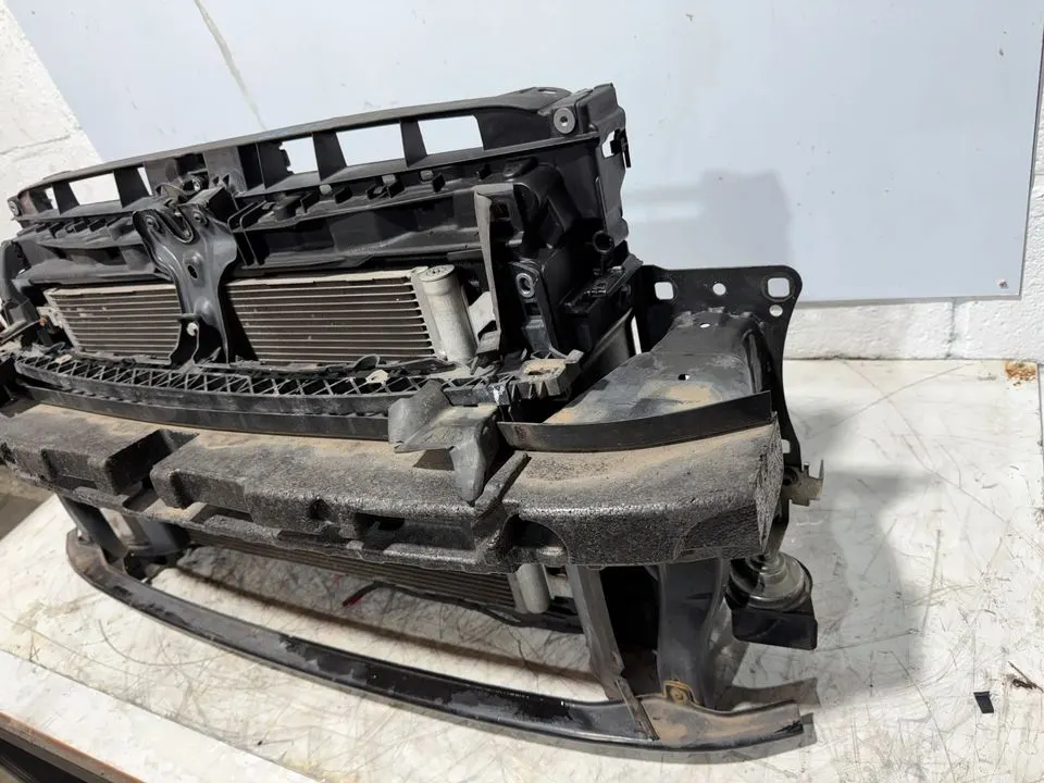 VW Golf 7 VII GTI Schlossträger Frontmaske Kühlerpaket Vorne – Bild 4