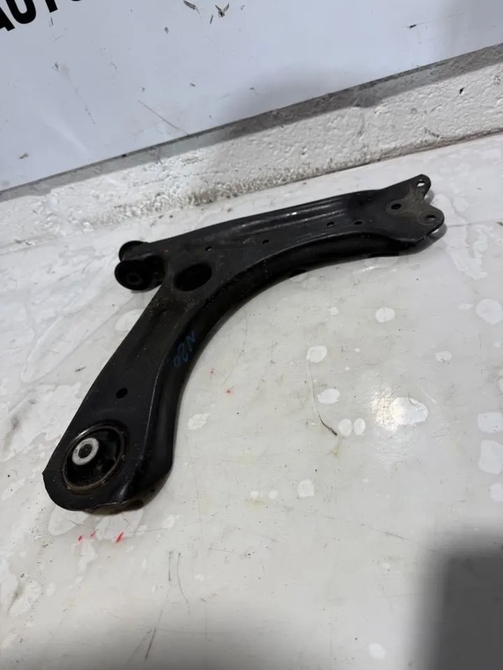 VW Audi A1 8X Polo 6R Querlenker Vorne 6R0407151 6R0407152 – Bild 3