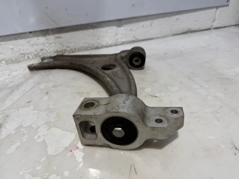 Audi TT 8J Querlenker Vorderachse Vorne Links Rechts 8J0407151D – Bild 3