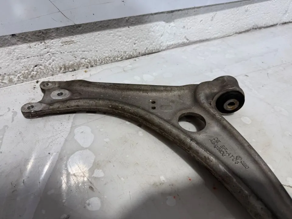 Audi TT 8J Querlenker Vorderachse Vorne Links Rechts 8J0407151D – Bild 5