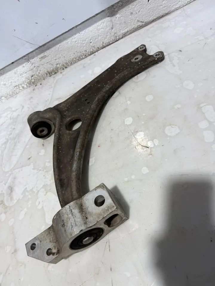 Audi TT 8J Querlenker Vorderachse Vorne Links Rechts 8J0407151D – Bild 7