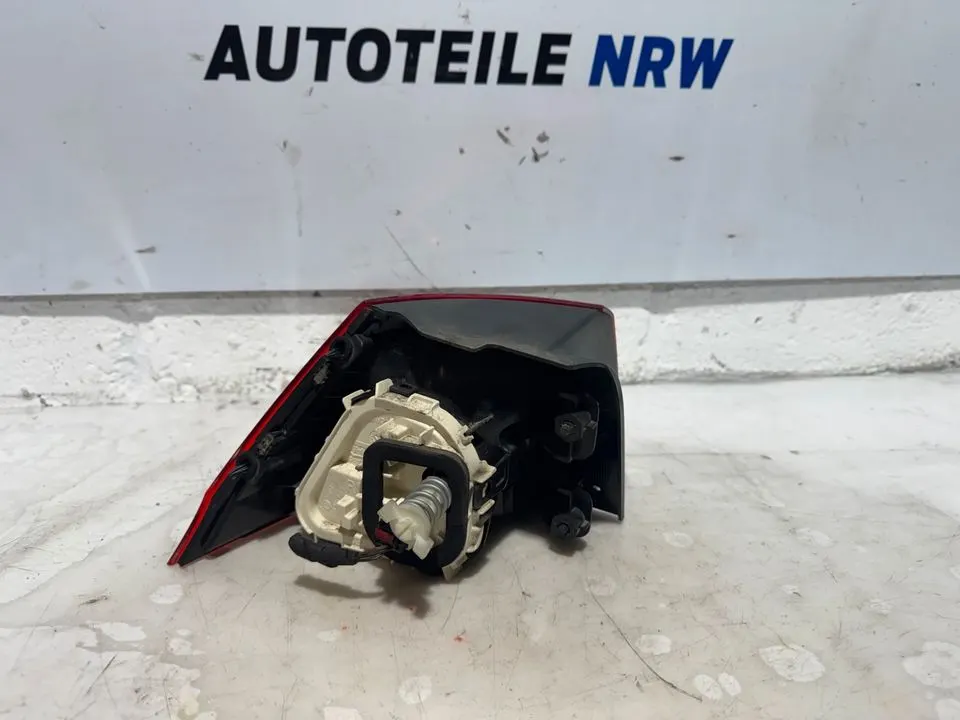 VW Golf 7 VII Variant Heckleuchte Rückleuchte Leuchte Hinten – Bild 8