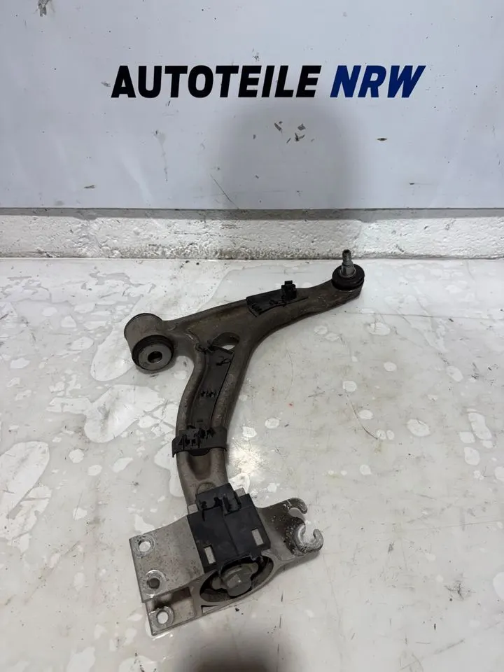 Mercedes B-Klasse W246 Querlenker Vorne A2463301707 A2463301807 – Bild 2