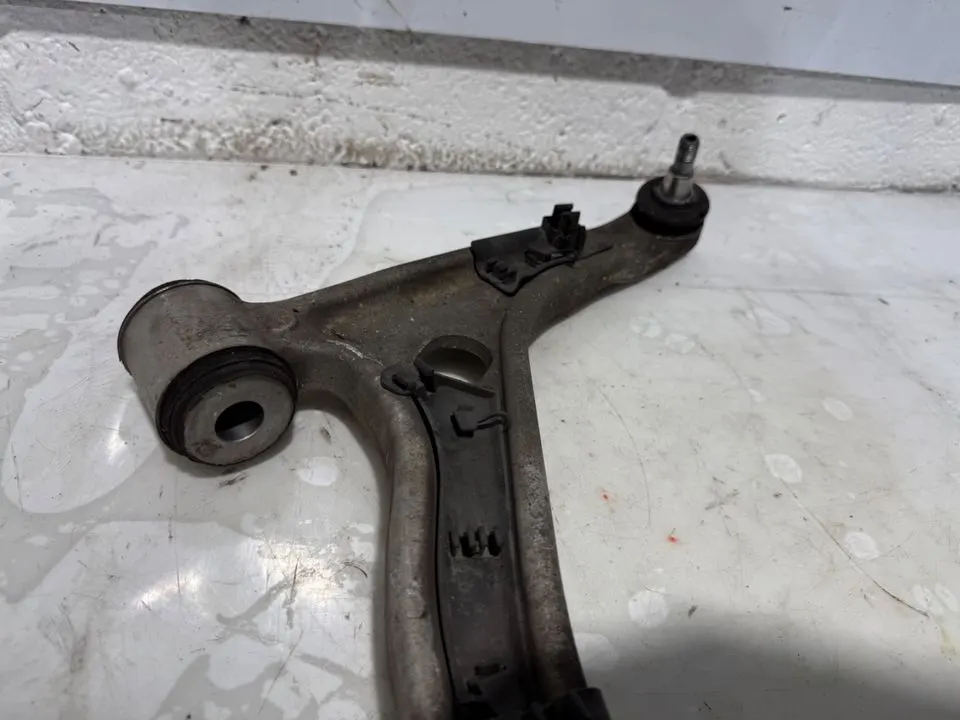 Mercedes B-Klasse W246 Querlenker Vorne A2463301707 A2463301807 – Bild 6