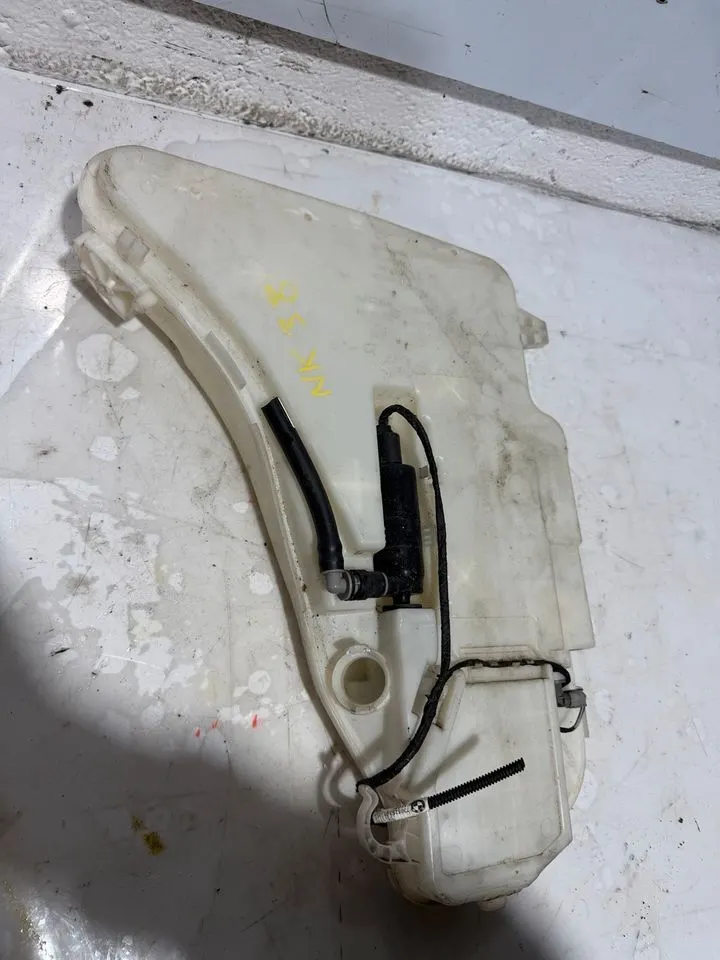 BMW 5er 7er F10 F01 Wasserbehälter Wischwasser Behälter 7269667 – Bild 5