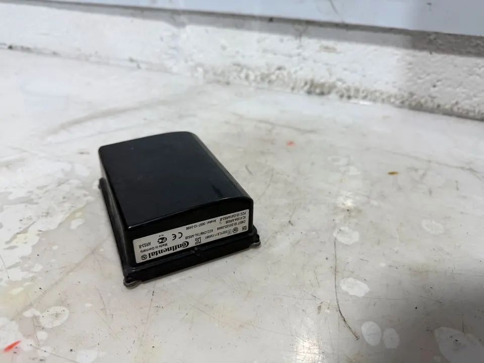 BMW 5er F10 F11 ACC Radarsensor Abstandsensor Vorne 6869000 – Bild 6
