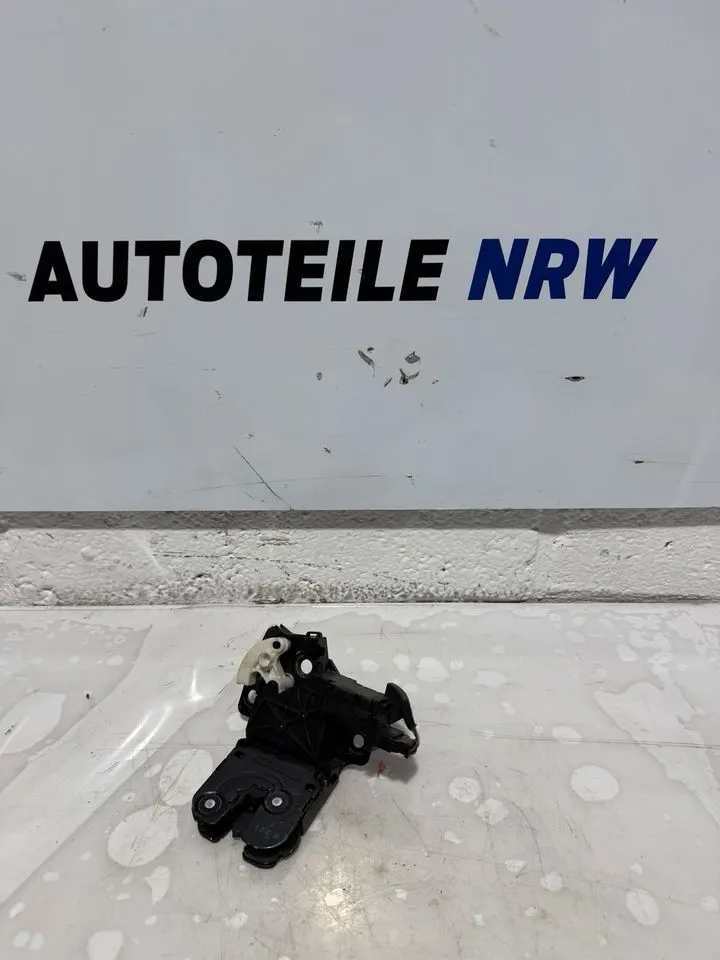 Audi A3 8P Heckklappenschloss Schloss Hinten 8P4827505B – Bild 1