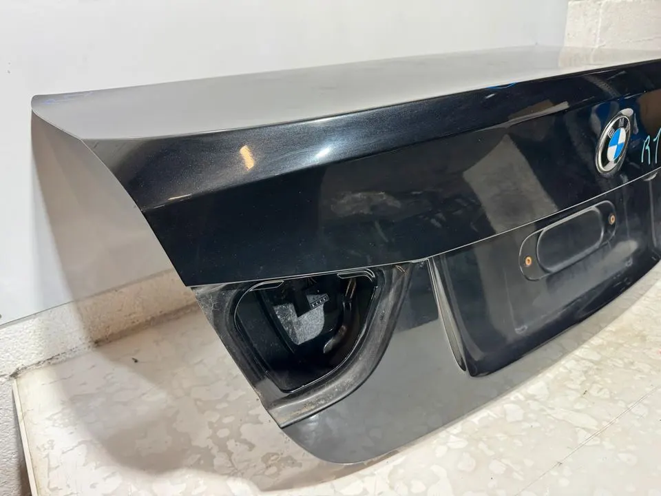 BMW 3er E90 LCI Facelift Heckklappe Kofferraum Deckel Hinten 475 – Bild 4