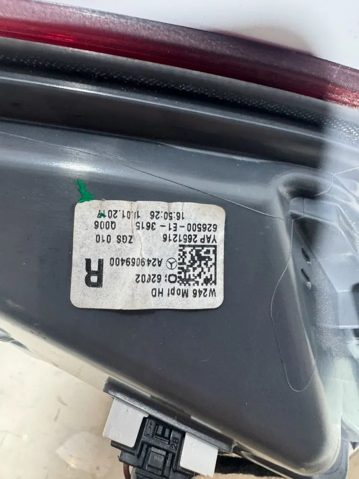 Mercedes B-Klasse W246 Mopf Heckleuchte Rückleuchte Hinten – Bild 8