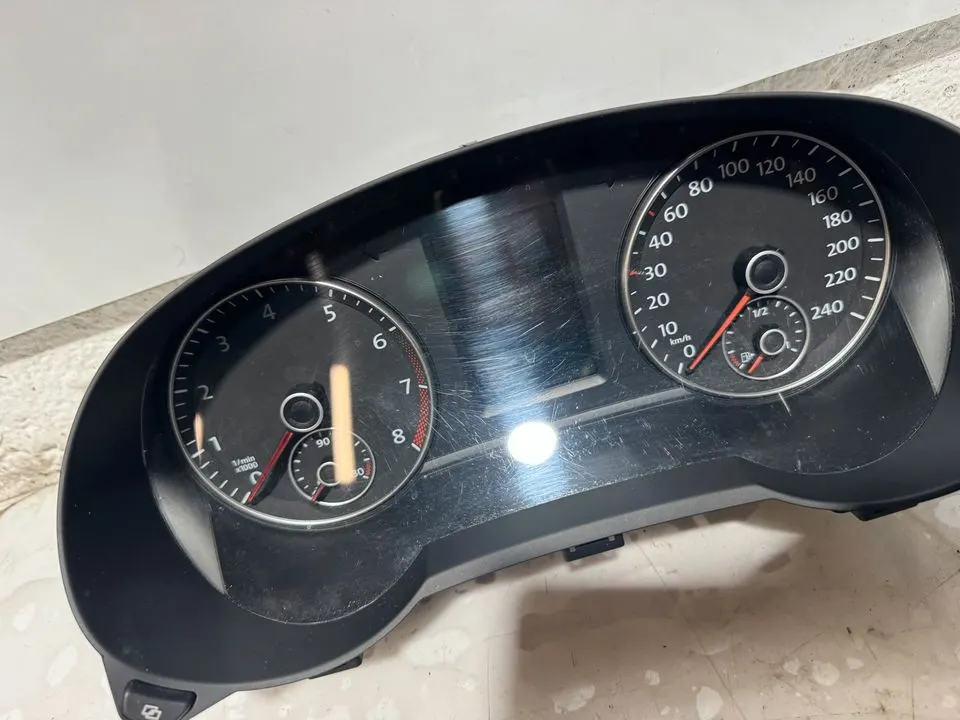 VW Sharan 7N Tacho Tachometer Kombiinstrument 7N0920870D – Bild 4