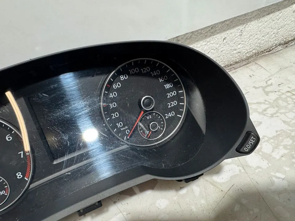 VW Sharan 7N Tacho Tachometer Kombiinstrument 7N0920870D – Bild 5
