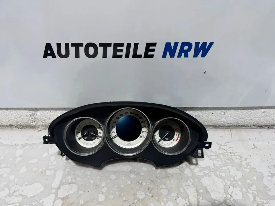 Mercedes CLS C218 X218 Tacho Kombiinstrument A2189007202 – Bild 2