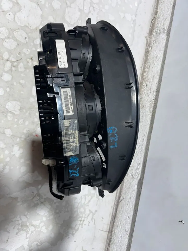Mercedes CLS C218 X218 Tacho Kombiinstrument A2189007202 – Bild 6