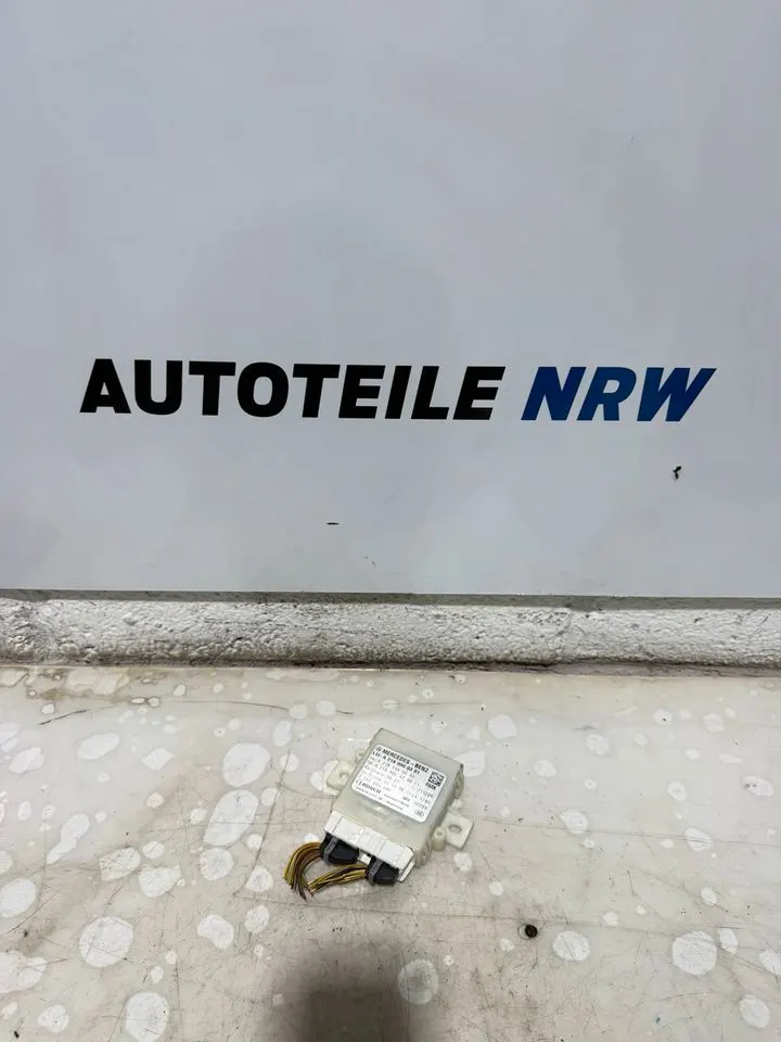 Mercedes CLS C218 X218 Einparkhilfe Steuergerät A2189000301 – Bild 1