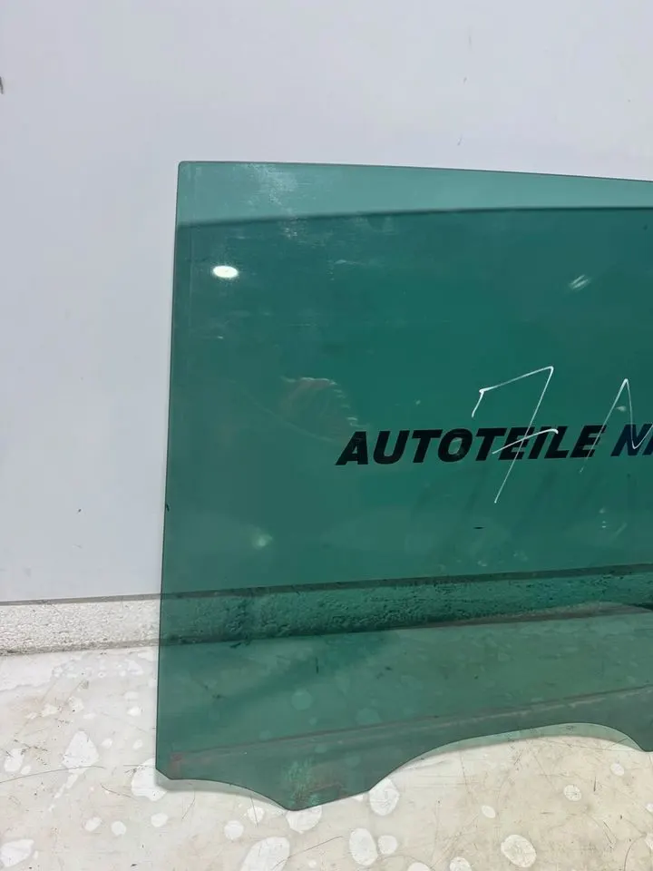 VW Seat Sharan Alhambra 7N Scheibe Hinten Links 7N0845205 – Bild 2