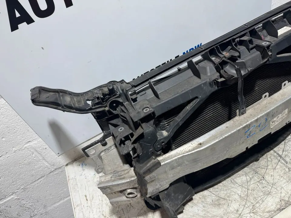 Audi S3 A3 8V 2.0 TFSI Schlossträger Kühlerpaket Vorne Komplett – Bild 6