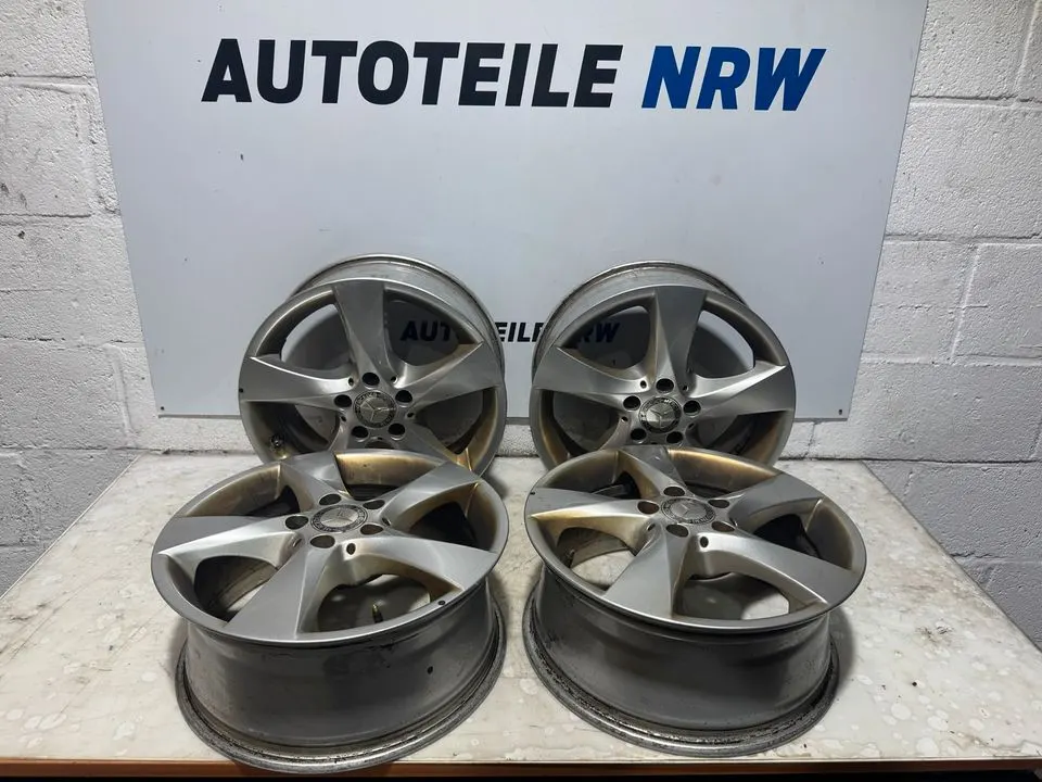 Mercedes V-Klasse Vito Viano Felgen 17 Zoll ET51 A4474012200 – Bild 1