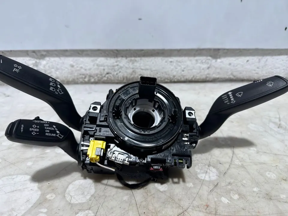 Audi A3 8V Lenkstock Schleifring 8V0953521GR 8V0953502AD – Bild 7