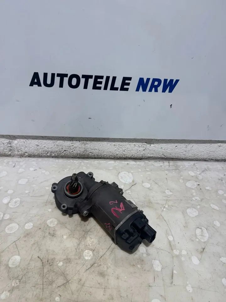 Audi A3 8V Stellmotor Lenkgetriebe Servo Motor 3Q0909144J – Bild 1